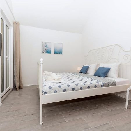 Vista Mare Apartment - 3 Bedroom, Sea View Makarska Ngoại thất bức ảnh