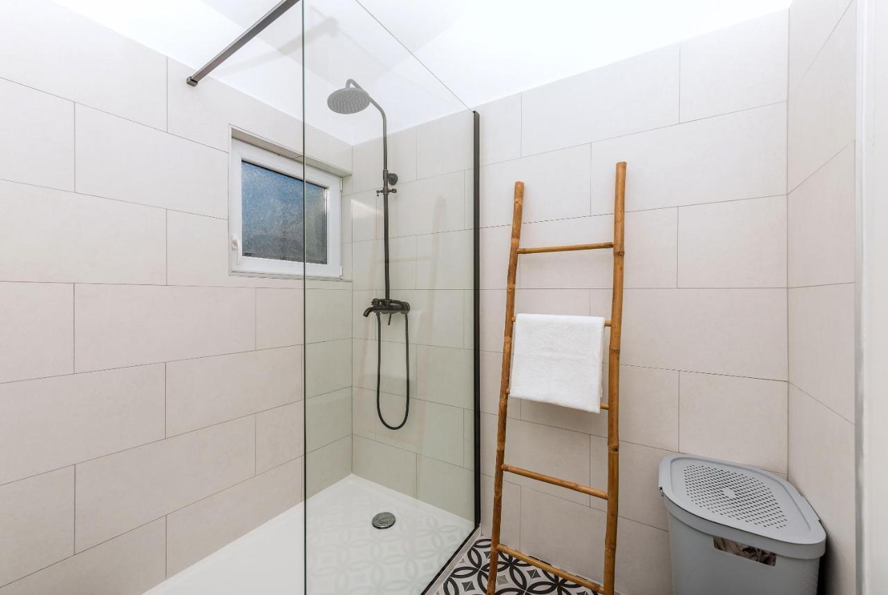 Vista Mare Apartment - 3 Bedroom, Sea View Makarska Ngoại thất bức ảnh